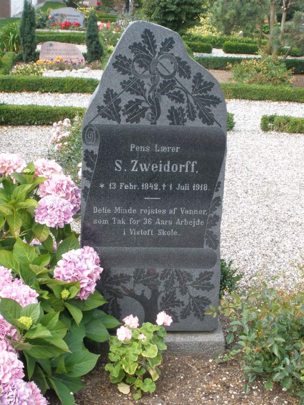 S. Zweidorff.JPG